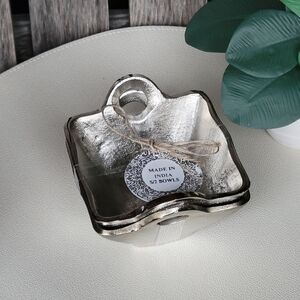 Chic Silver Hammered Square Fluted Handle Bowls